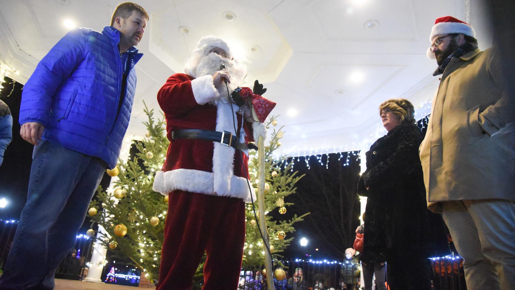 Lights, selfies, Santa!